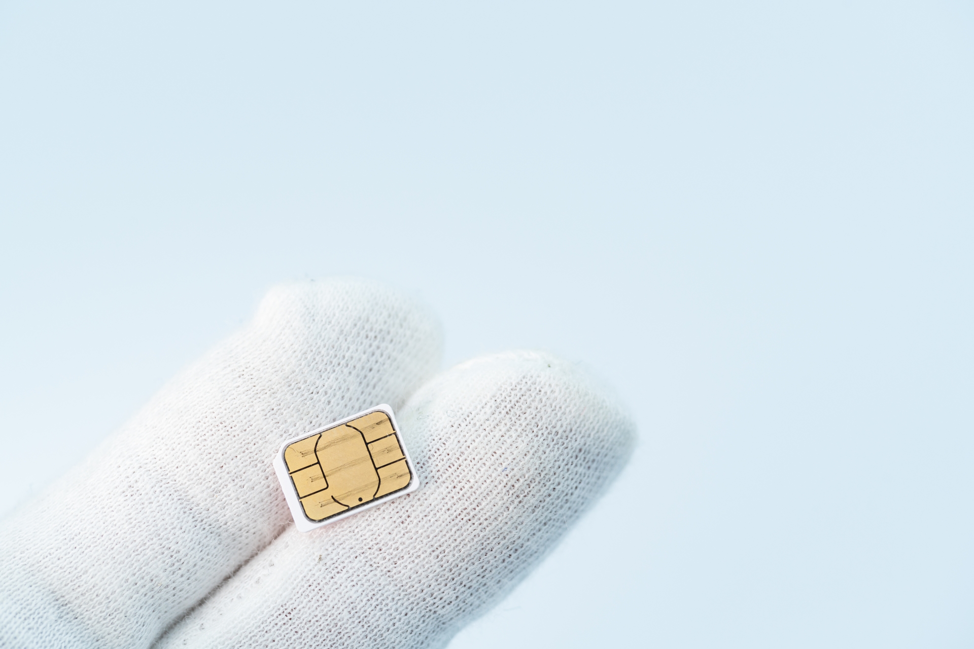スマートフォンとSIM